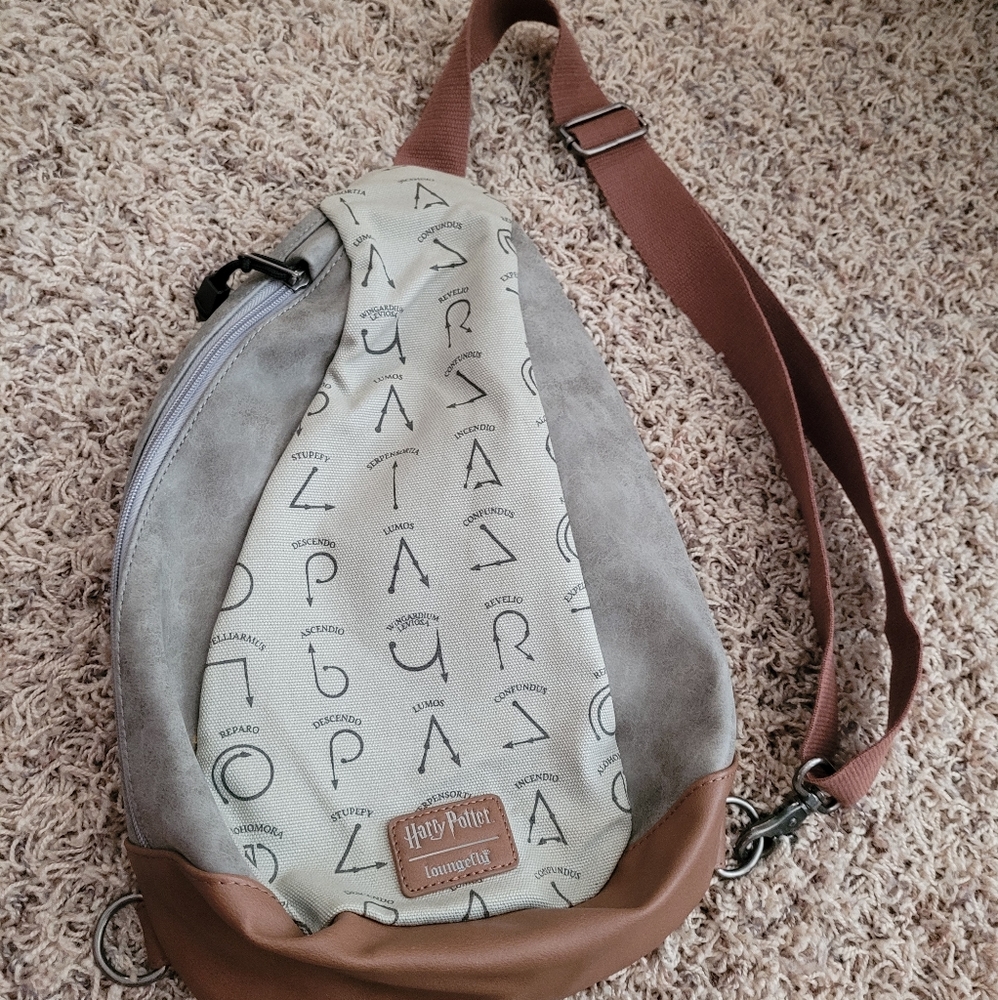 Loungefly Harry Potter sling bag